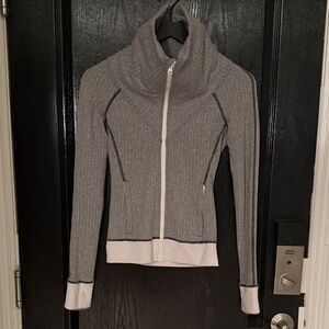 Lululemon Gray and White Zip up Sweater